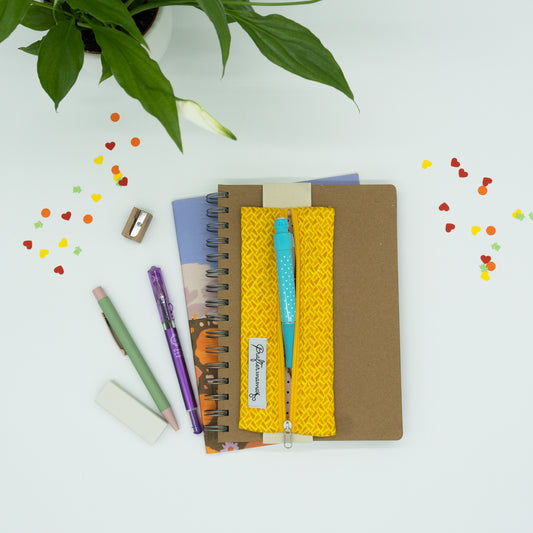 Κασετίνα τετραδίου με λάστιχο, κίτρινη