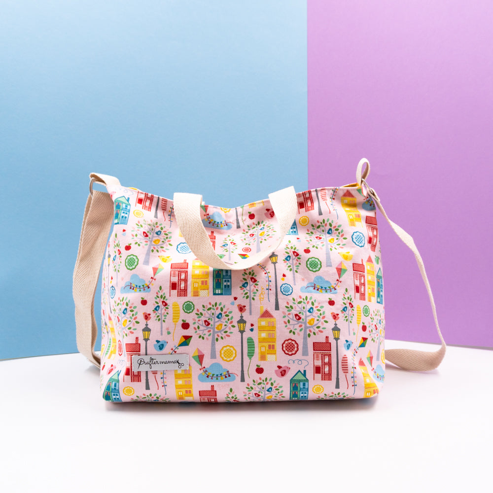 Τσάντα φαγητού με ιμάντα, χερούλια και μαγνητικό κούμπωμα,ροζ με σπιτάκια