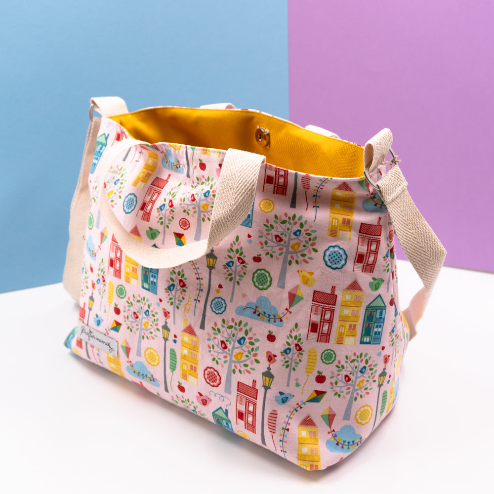 Τσάντα φαγητού με ιμάντα, χερούλια και μαγνητικό κούμπωμα,ροζ με σπιτάκια