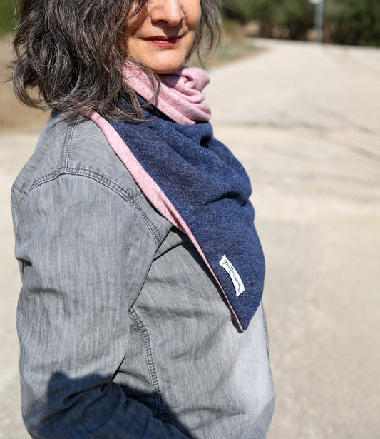 Πολυμορφικό τριγωνικό κασκόλ, μπλε- Scarf