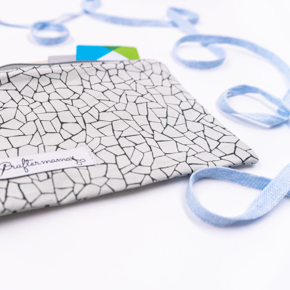 Πορτοφόλι με φερμουάρ, σε γκρι-μαύρo