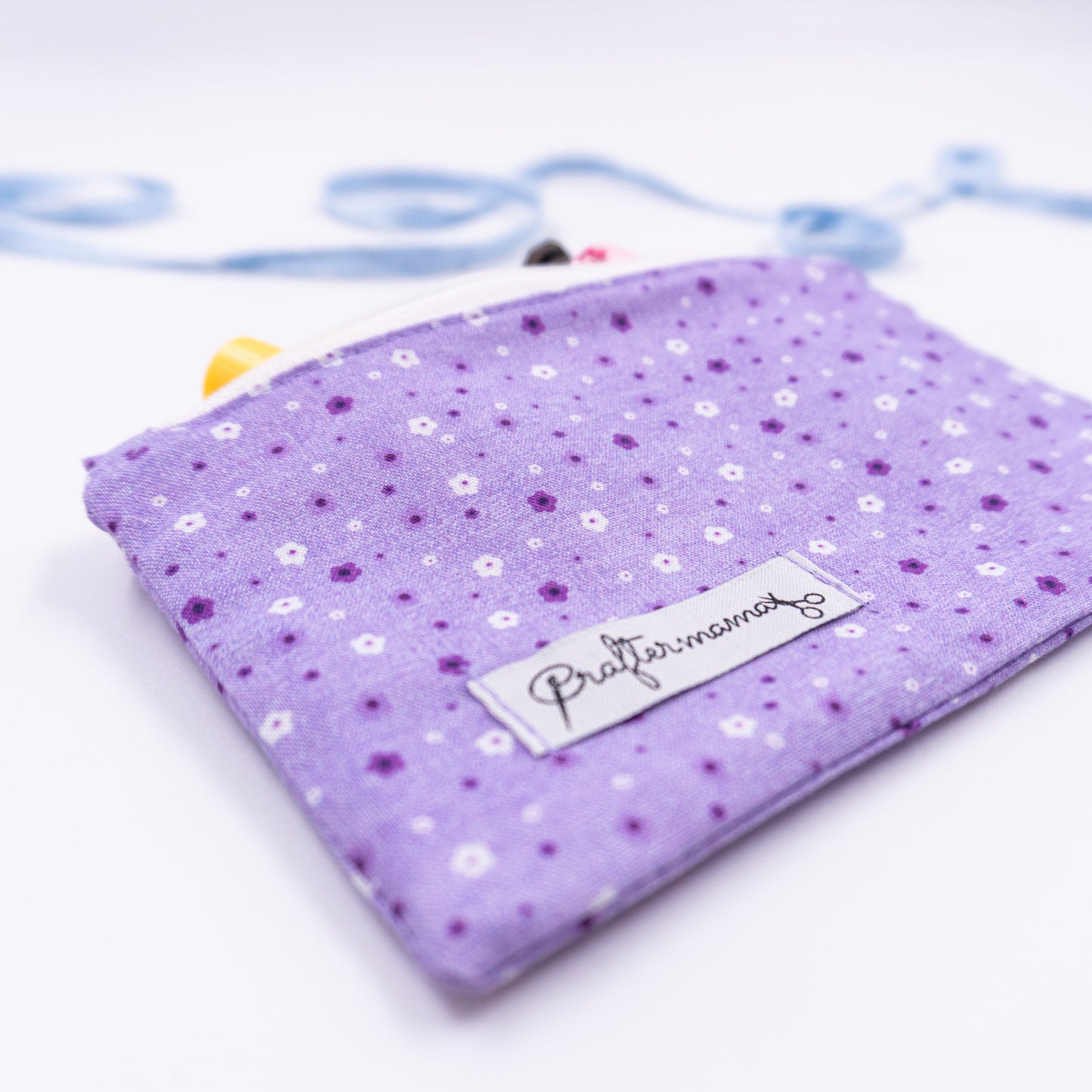 Πορτοφόλι με φερμουάρ, σε μωβ αποχρώσεις